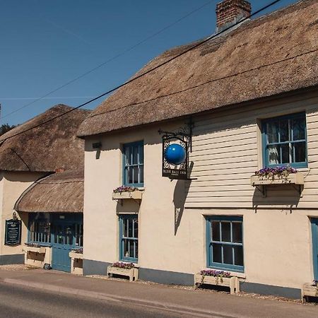 The Blue Ball Inn Сидмут Екстериор снимка